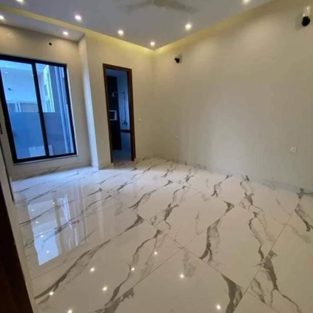 5 marla brand new house for sale In Lake City-4