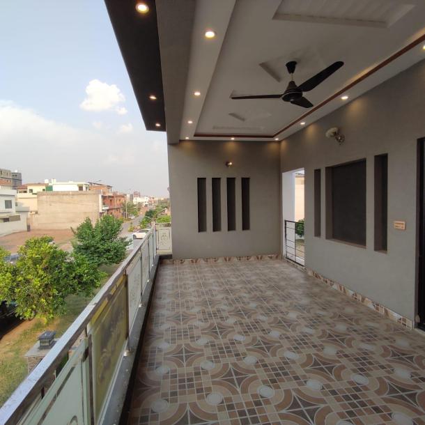 10 Marla upper portion House For Rent plantnium block Demand 60k-5