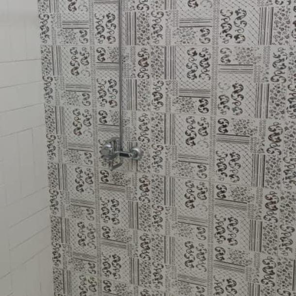 Elegance Redefined: 1 Kanal Upper Portion House For Rent in DHA Phase 7-2