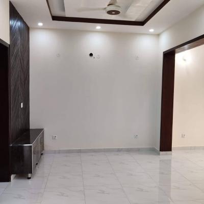 10 upper portion available for rent in Dream gardens phase 2 Defence Road Lahore opposite to comsat University