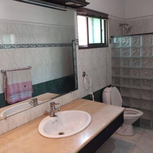 Spacious 1 Kanal Upper Portion For Rent in DHA Phase 1 - 3 Beds, 3 Baths-9