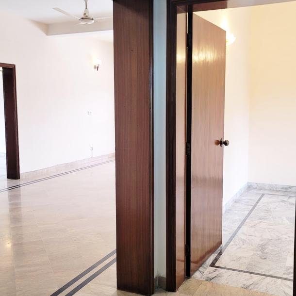 22-Marla Corner House For Rent Separate Gate Upper Portion at hot Location. Phase 2 (S Block)-11