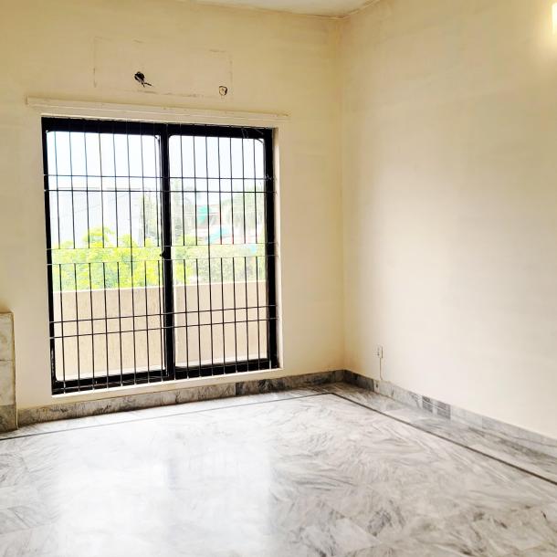 22-Marla Corner House For Rent Separate Gate Upper Portion at hot Location. Phase 2 (S Block)-7