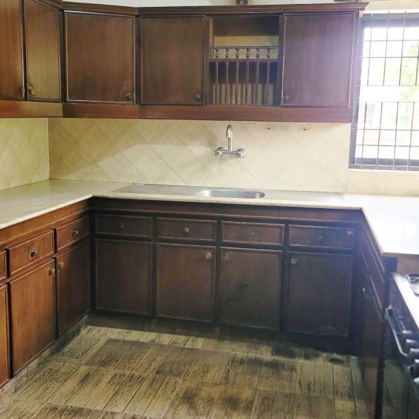 22-Marla Corner House For Rent Separate Gate Upper Portion at hot Location. Phase 2 (S Block)-6