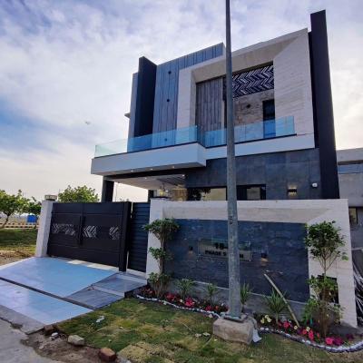 DHA 9 Town 8 Marla House 4 Bedrooms-2