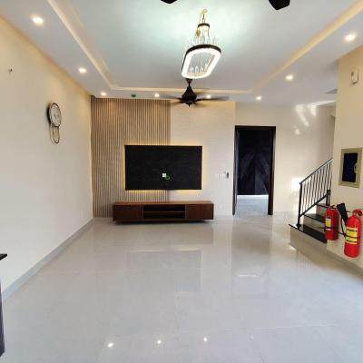 DHA 9 Town 8 Marla House 4 Bedrooms-16