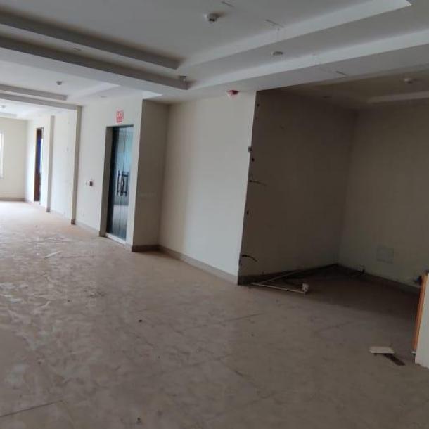 Phase 6- 8 Marla 1st Floor For Rent Office-7