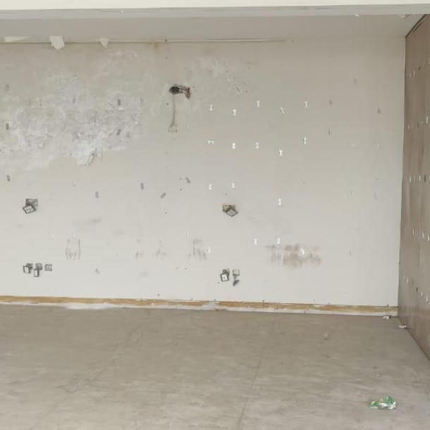 Phase 6- cca1 -4 marla 4th floor rent 60k Office-9