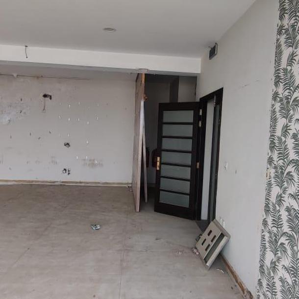 Phase 6- cca1 -4 marla 4th floor rent 60k Office-2
