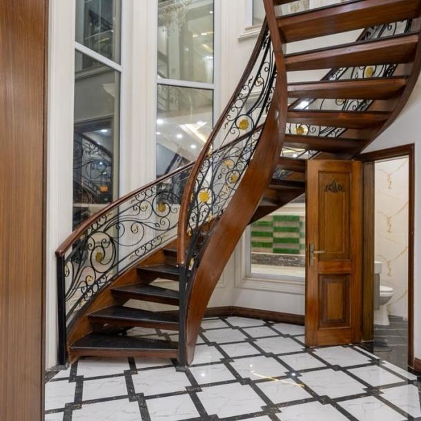 12 Marla Spanish Corner House For sale in DHA Lahore Pakistan-5