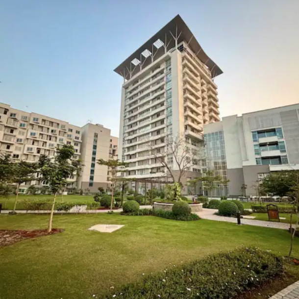 Penta Square By DHA 1 Bed Fully Furnished Apartment For Rent-2