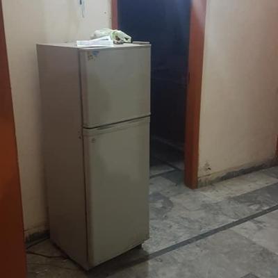 Room Available for rent. Attach washroom-2