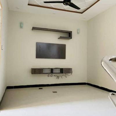 4 Marla House For sale in Paragon City barki road Lahore demand 175 with 3 beds-6