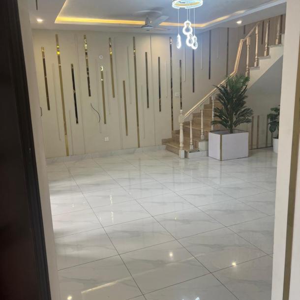 1 Kanal Lower Portion For Rent Upper Portion Locked In DHA Phase 5-8