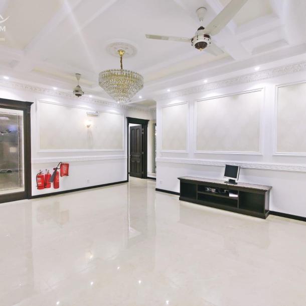 DHA phase 7 1 kanal Brand New House for Rent-10
