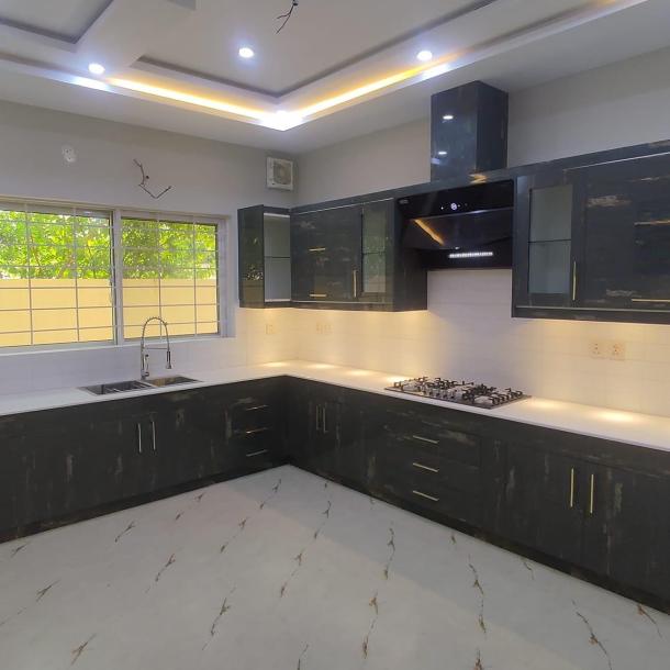 Lake City 1 kanal Brand New Upper Portion Available For Rent-3