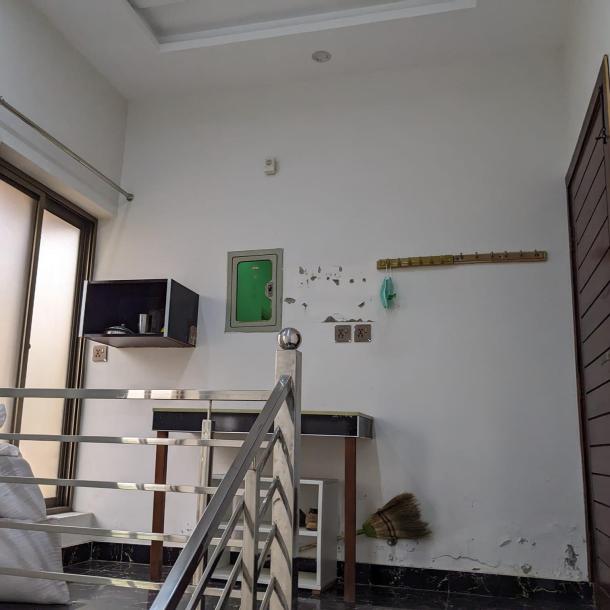12 Marla Second Floor Available for rent-10