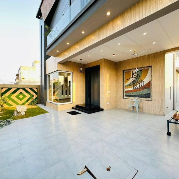 10 Marla Brand New House For Sale DHA Phase 7 Lahore with Reasonable Price 495/- Lac-1