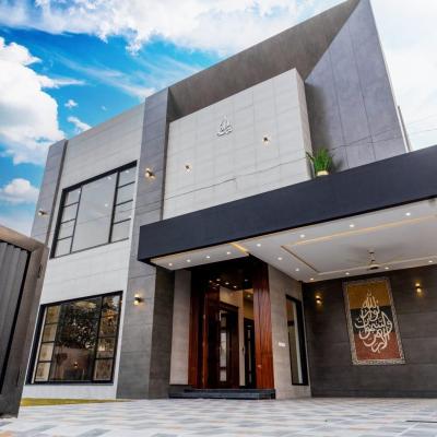 1 Kanal Super Bungalow in Phase 7 DHA Lahore at a very reasonable price of Rs.8.5 crore