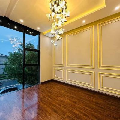 10 Marla Magnificent Bungalow in Bahria Orchard Central Block at a very reasonable Price 4.5 crore Just Buy and Live