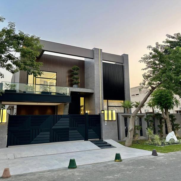1 Kanal (50*90) ft most beautiful Designer House for sale in DHA Phase 6 Lahore-1