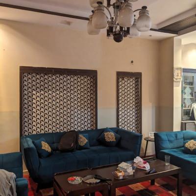 Upper Portion Available for Rent with Separate Entrance – 10 Marla, Johar Town Lahore