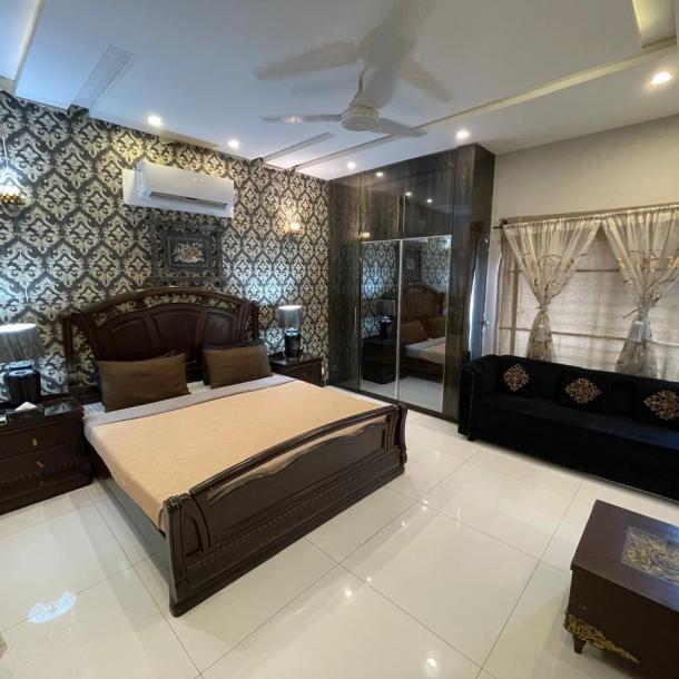 Ex air avenue 10 marla house for rent Fully furnished-1