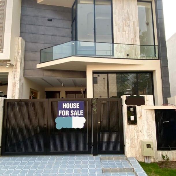 5 Marla Brand New Modern House Available For Sale-1