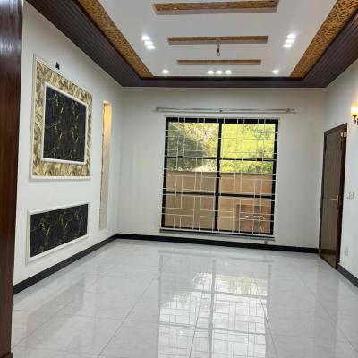 Bahria orchard Lahore 10 marla brand new house available for sale