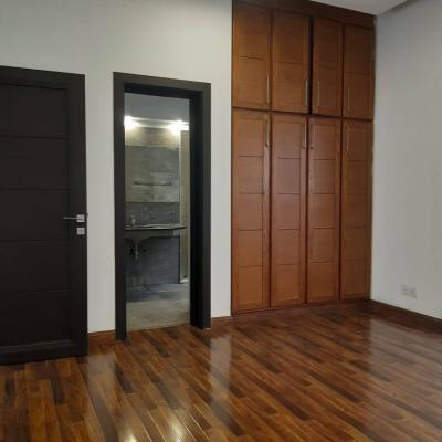 7 Marla House available for Rent