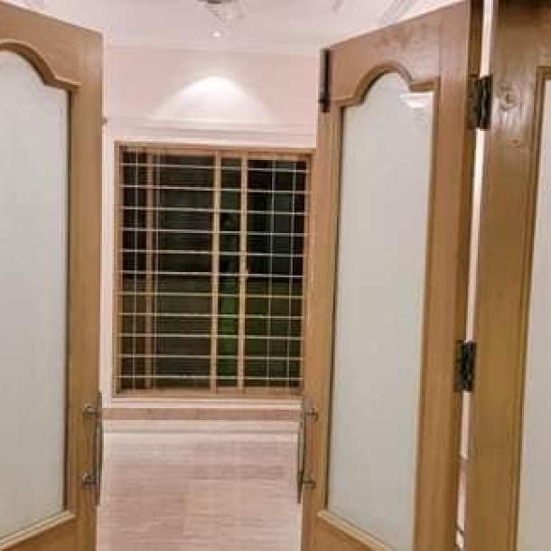 1 Kanal with basement owner build Bungalow For Sale Phase 4 DHA Lahore-3