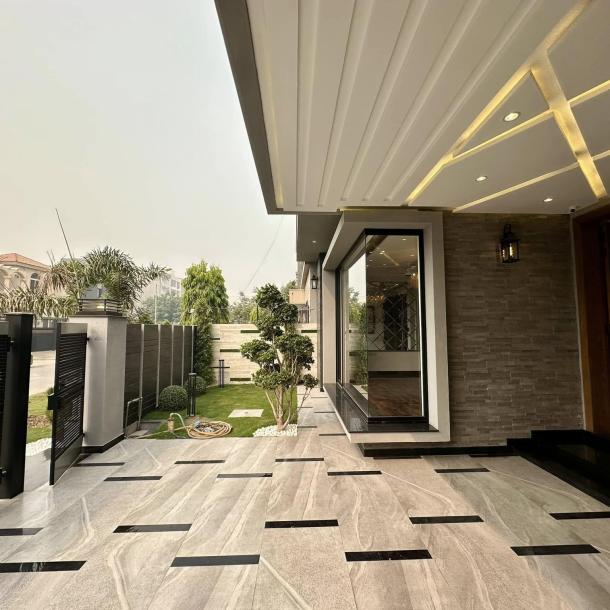 10 Marla Ultra Modern Design House for Sale in DHA Phase 6 Lahore-4