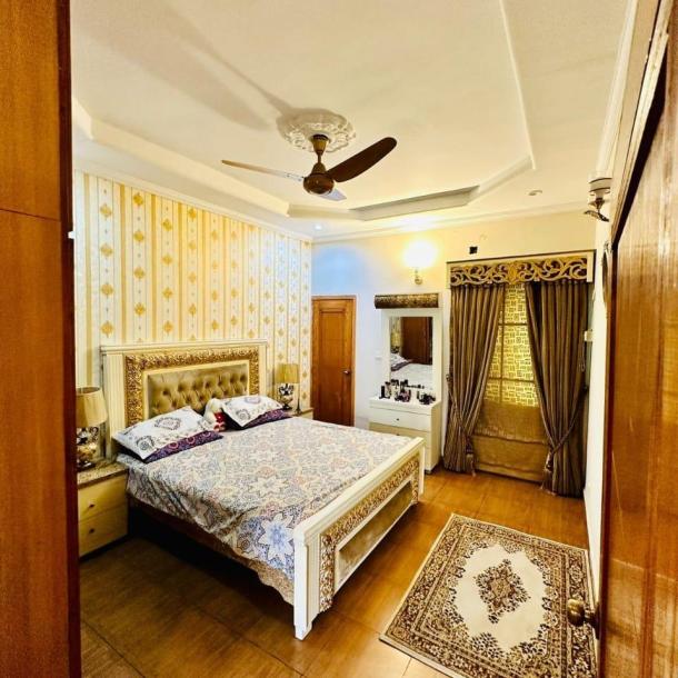 Sale offer in Johar Twon 6 Marla House For Sale-11