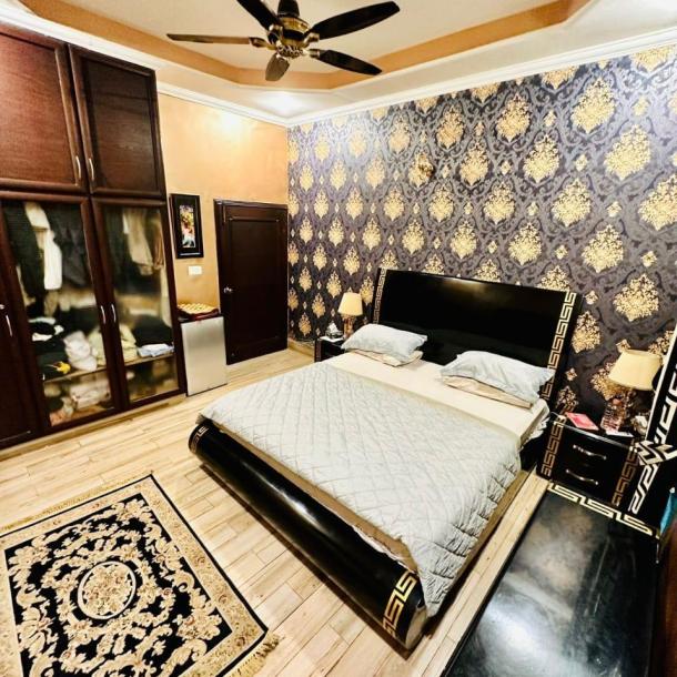 Sale offer in Johar Twon 6 Marla House For Sale-8