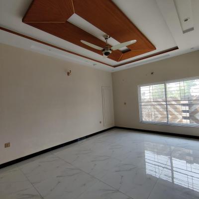 DHA Rahber 10 Marla House Corner House Pine Avenue Road 1 mint drive Lake City Ring Road interchange