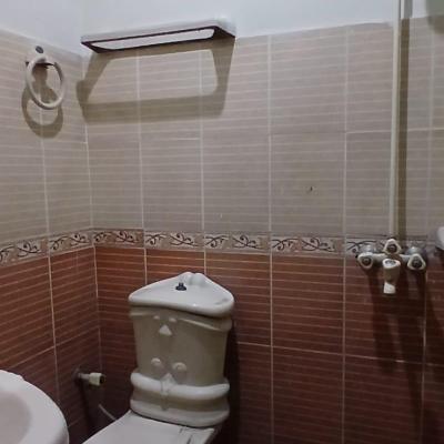 5 Marla House 1st and 2nd floor is Available for Rent in Johar Town phase 2 near Expo Center-10