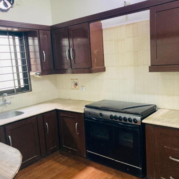 Beautiful Upper Portion For Rent in Johar Town Lahore – 10 Marla – Reasonable Rent-6