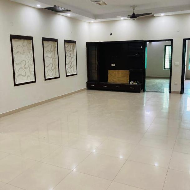Beautiful Upper Portion For Rent in Johar Town Lahore – 10 Marla – Reasonable Rent-5