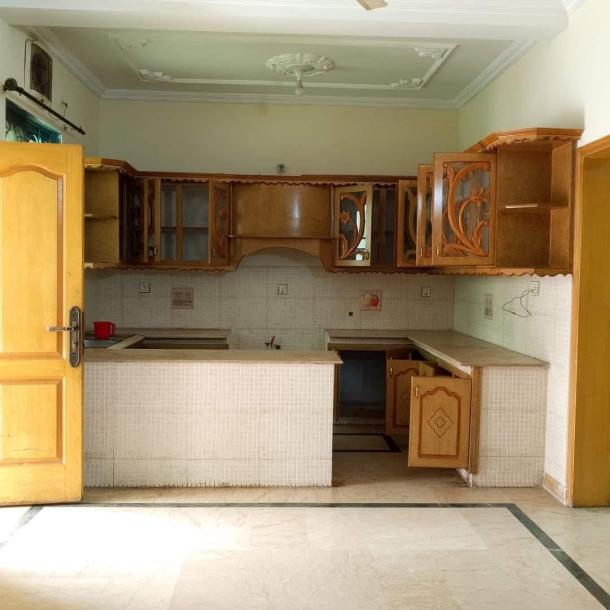 5 Marla upper portion is Available for Rent in Johar Town phase 2-5
