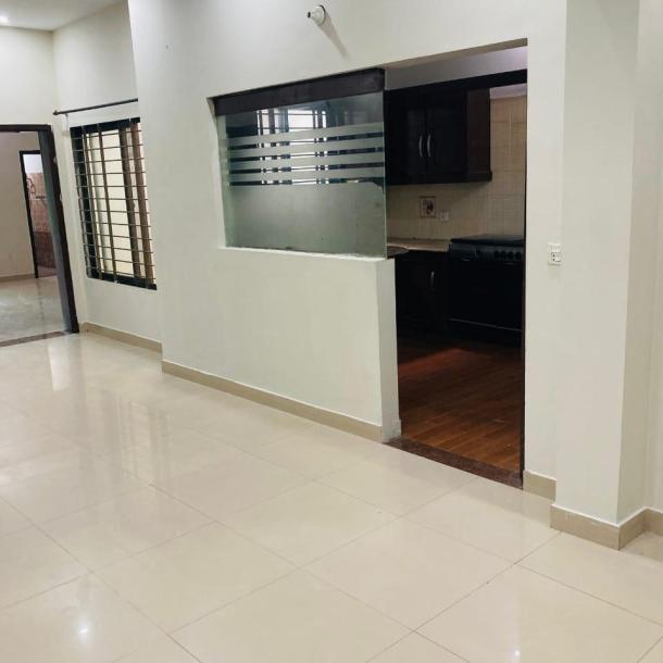 Beautiful Upper Portion For Rent in Johar Town Lahore – 10 Marla – Reasonable Rent-3