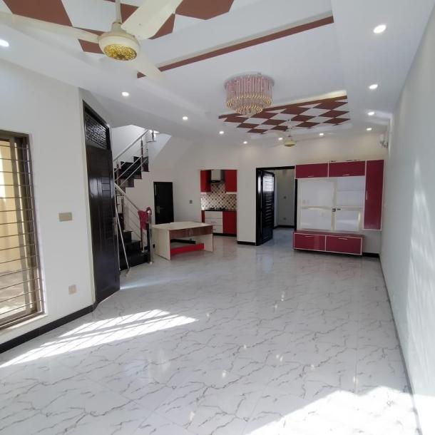 5 Marla Full House For Rent In DHA 9 Town Rent: 85k-3