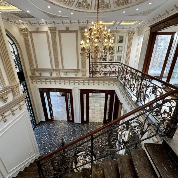 1 kanal Royal Palace House Available for Sale in State Life Society DHA Phase 5-6