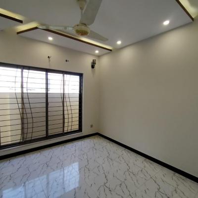 5 Marla Full House For Rent In DHA 9 Town Rent: 85k