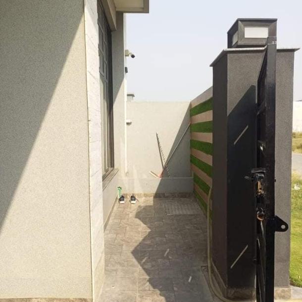 5 Marla House For Rent in DHA 9 Town Rent: 95k-5