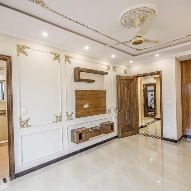 10 Premium house for sale Location Paragon City Barki Road-10
