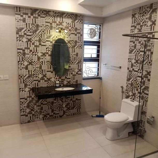 1 Kanal Upper Portion Available For Rent In DHA Phase 6 Lahore-4