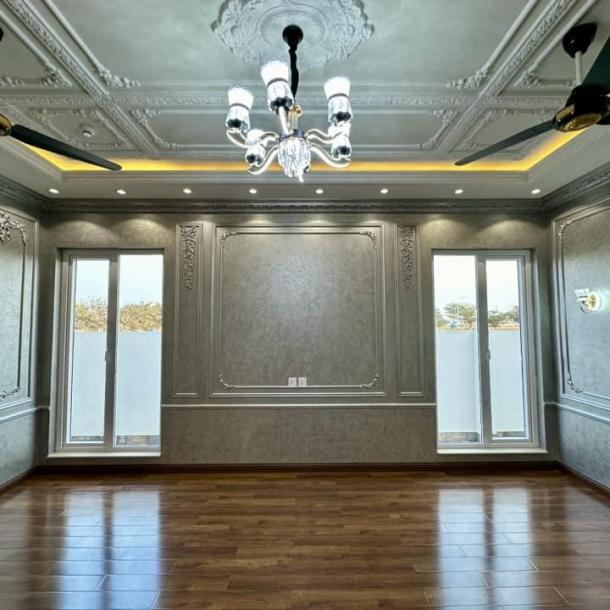 1 kanal Classical Design House Available For Sale in DHA Phase 7 Lahore-12