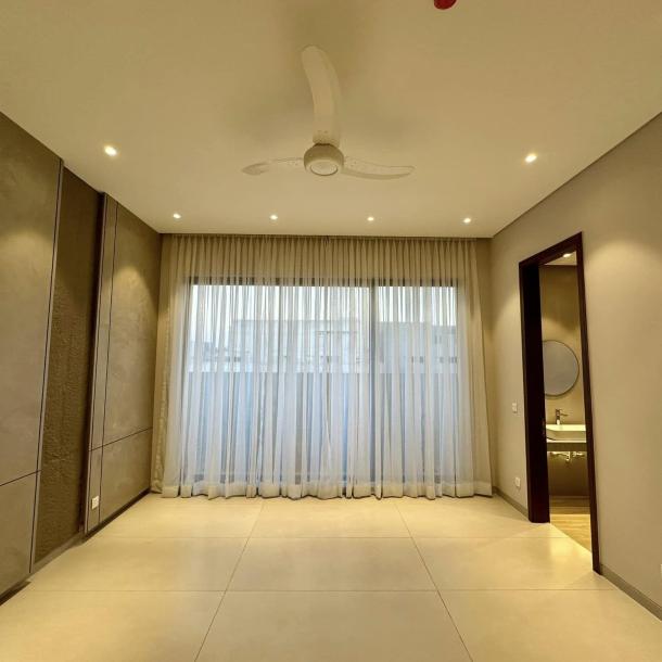 1 kanal Most Beautiful Ultra Modern Design House Available For Sale in DHA Phase 7 Lahore-10