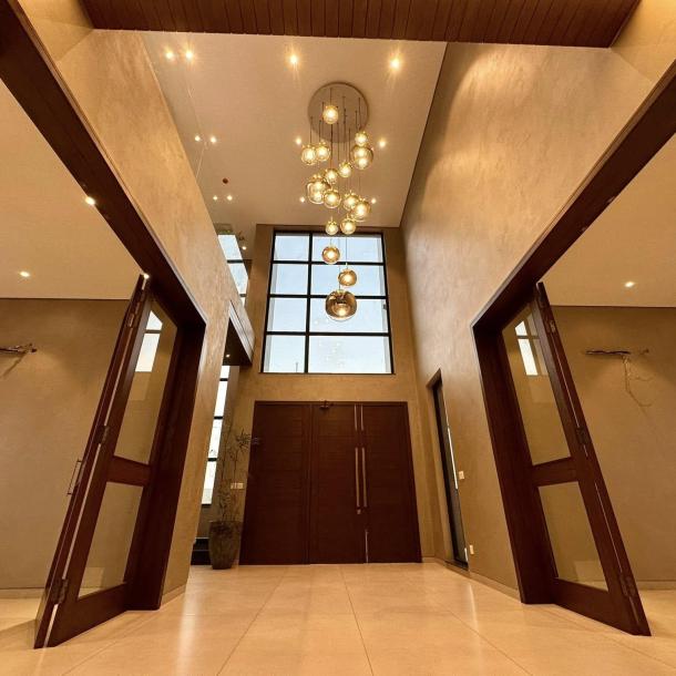 1 kanal Most Beautiful Ultra Modern Design House Available For Sale in DHA Phase 7 Lahore-5