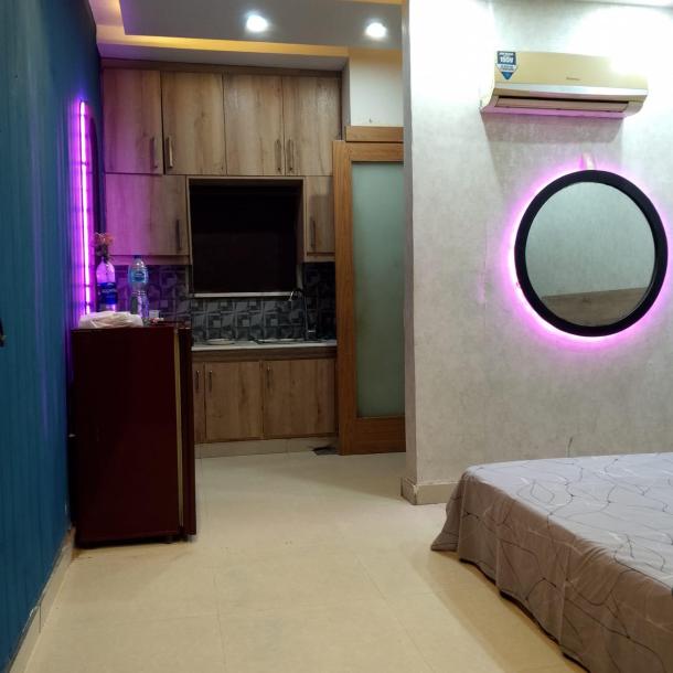 Fully Furnished 1 Bedroom Apartment For Rent 2nd Flor In Johar Town Lahore-2